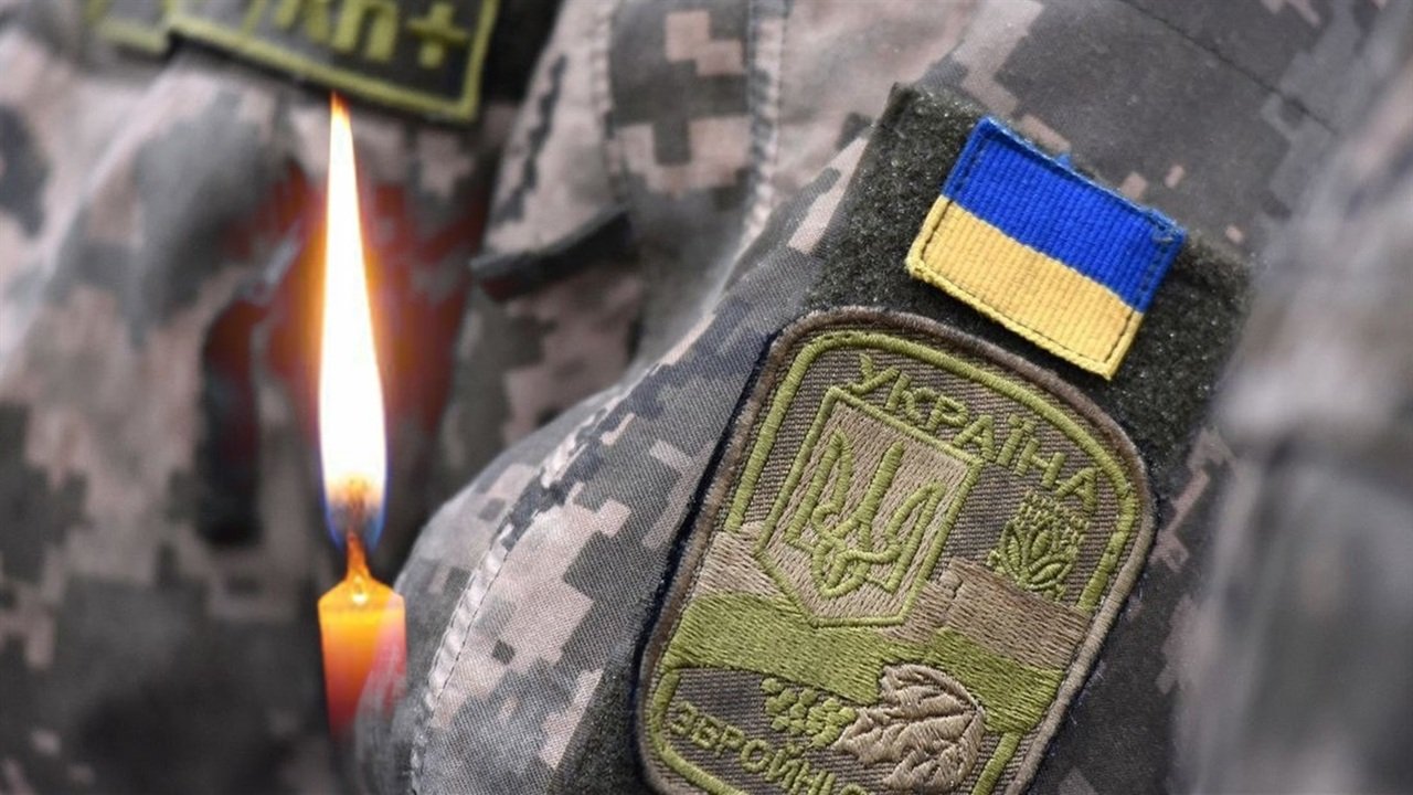 Давав відсіч росіянам у запеклих зіткненнях: на фронті загинув запорізький військовий Петро Лазорик
