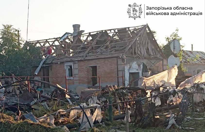 Загиблий чоловік і півтисячі ударів: наслідки атаки на Запорізьку область
