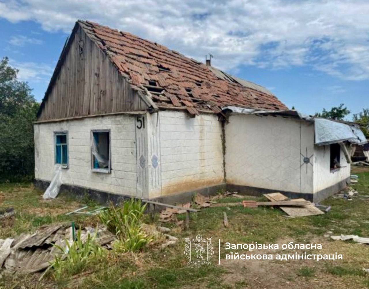 Війська рф нанесли удар по будинку в Пологівському району