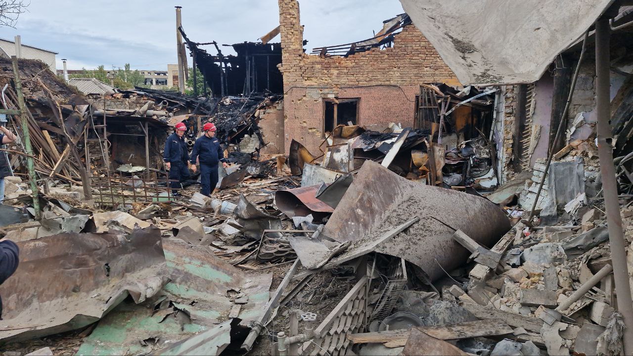 Лікарі всю ніч оперували двох дітей після ракетної атаки на Запоріжжя: що відомо про стан постраждалих