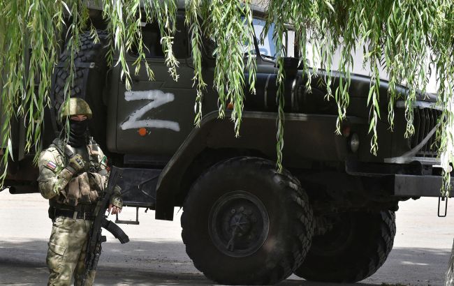 Боєздатність тимчасово знижена: партизани спалили військову техніку РФ біля Бердянська