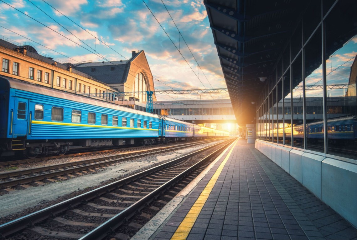 Укрзалізниця запустила до Запоріжжя додаткові рейси