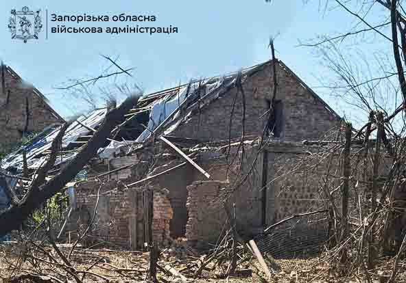 Атака на Запорізьку область: відомо про руйнування та поранених
