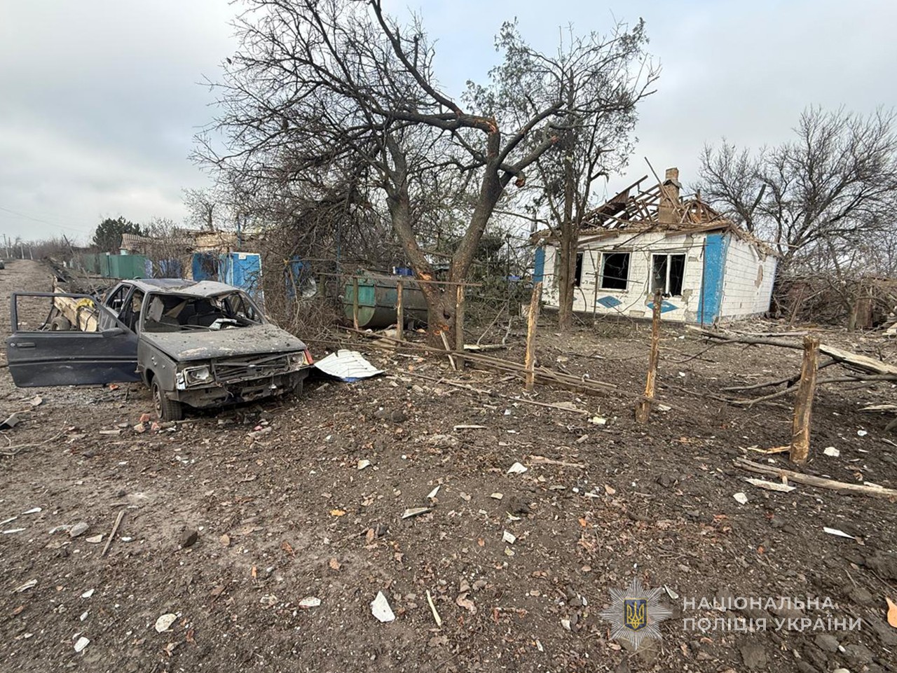Росіяни поцілили безпілотником по цивільному автомобілю в Кушугумі
