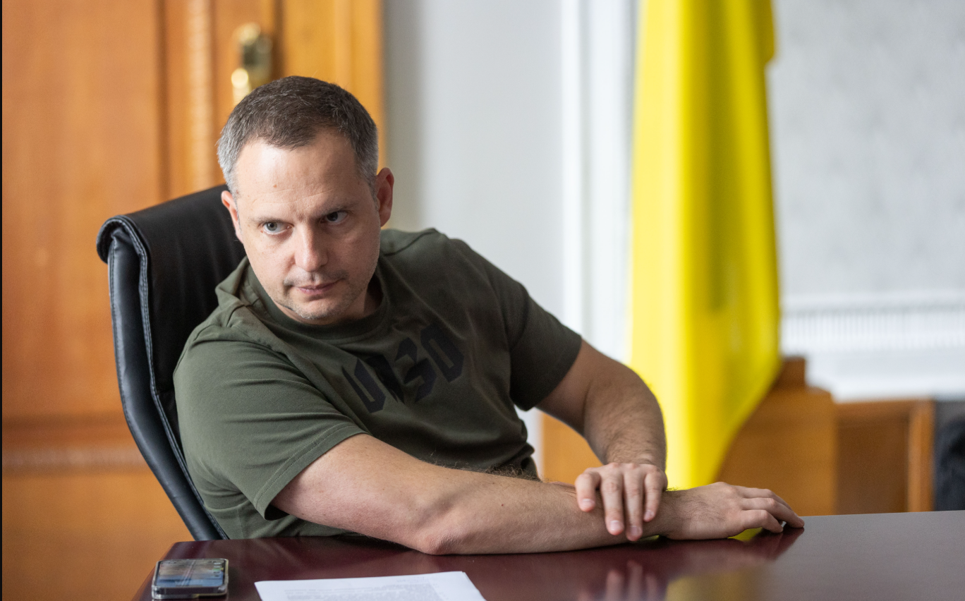Ростислав Шурма, якого оголосили в розшук, повідомив, де знаходиться