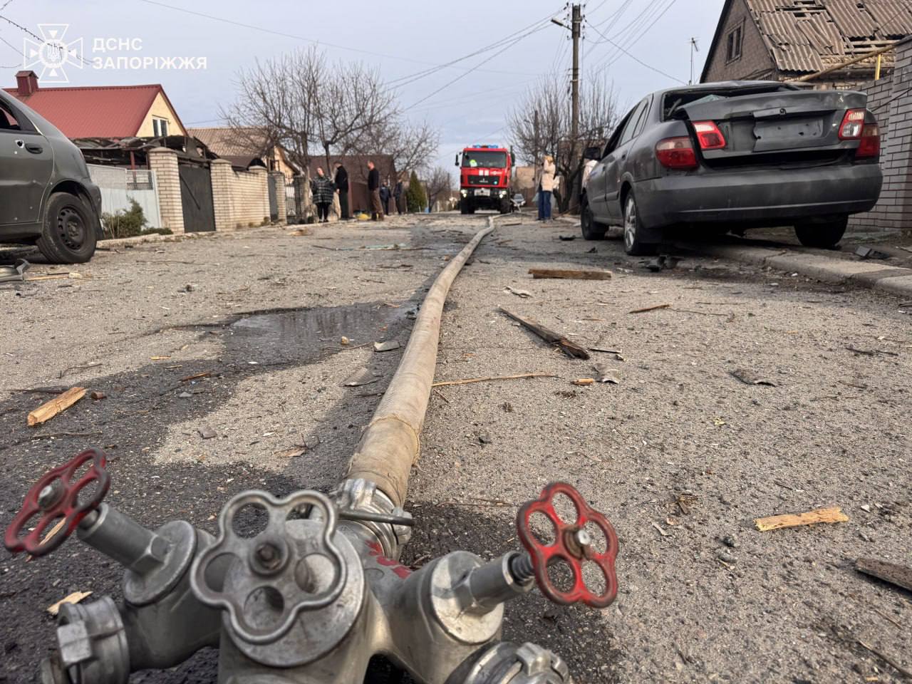 Руїни і місцевий Хатіко: як зараз виглядає місце удару по Запоріжжю