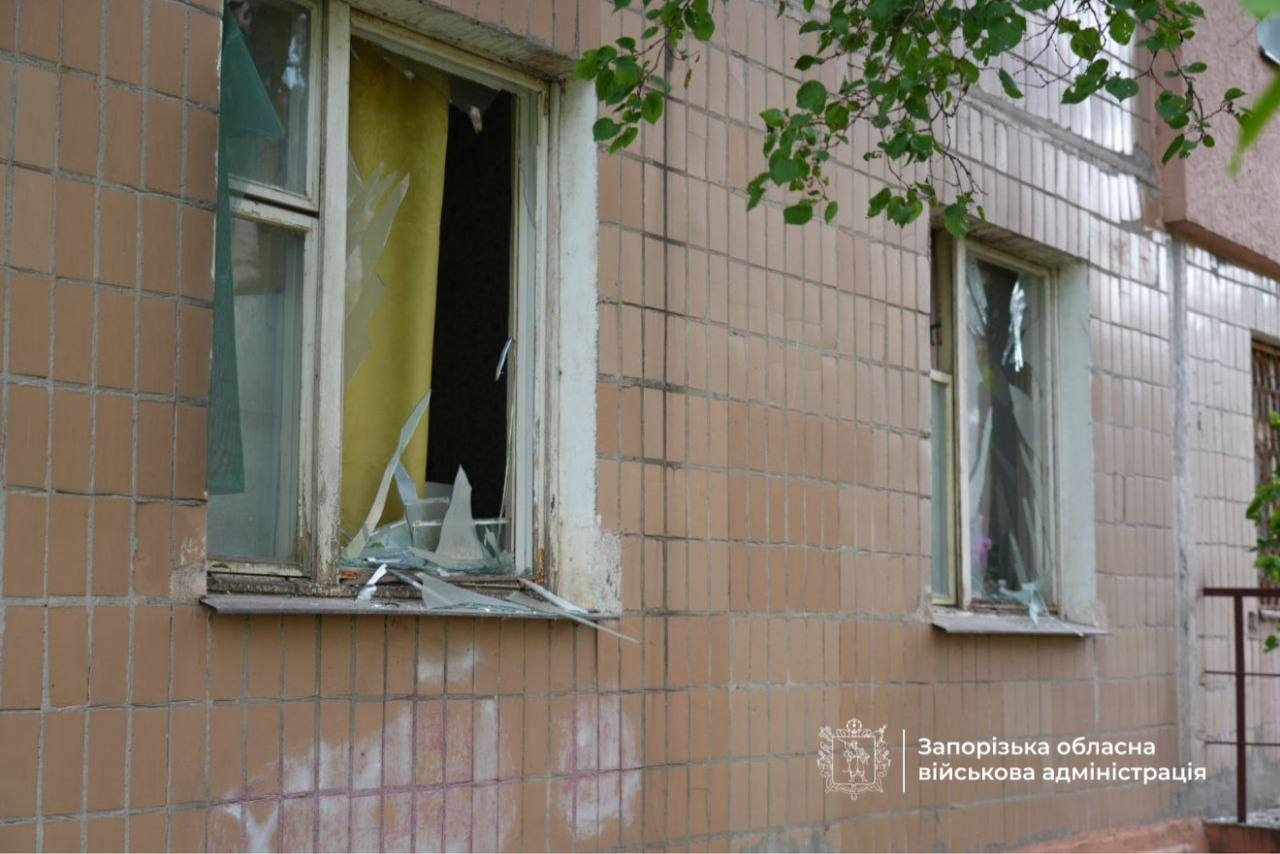 Загинув чоловік, кількість поранених зростає: наслідки удару по Запоріжжю